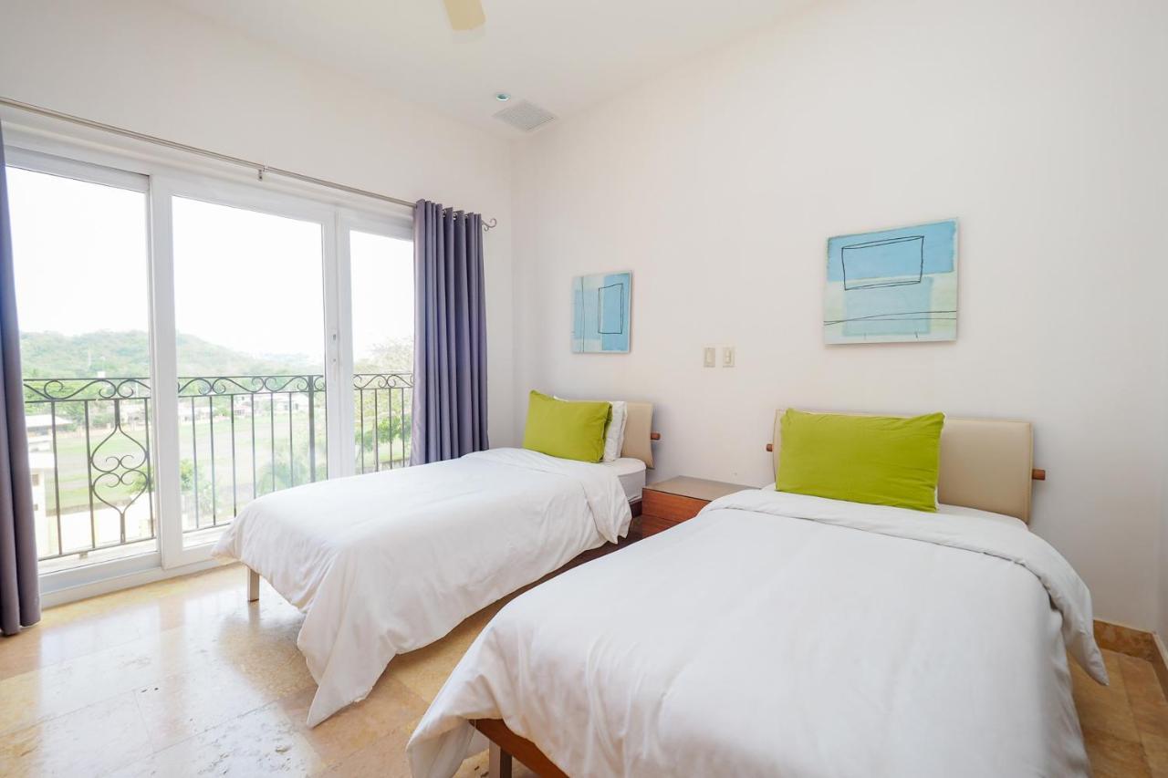 Ocean Terrace, Beachfront- A505 ハコ エクステリア 写真