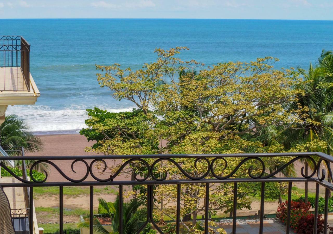 Ocean Terrace, Beachfront- A505 ハコ エクステリア 写真